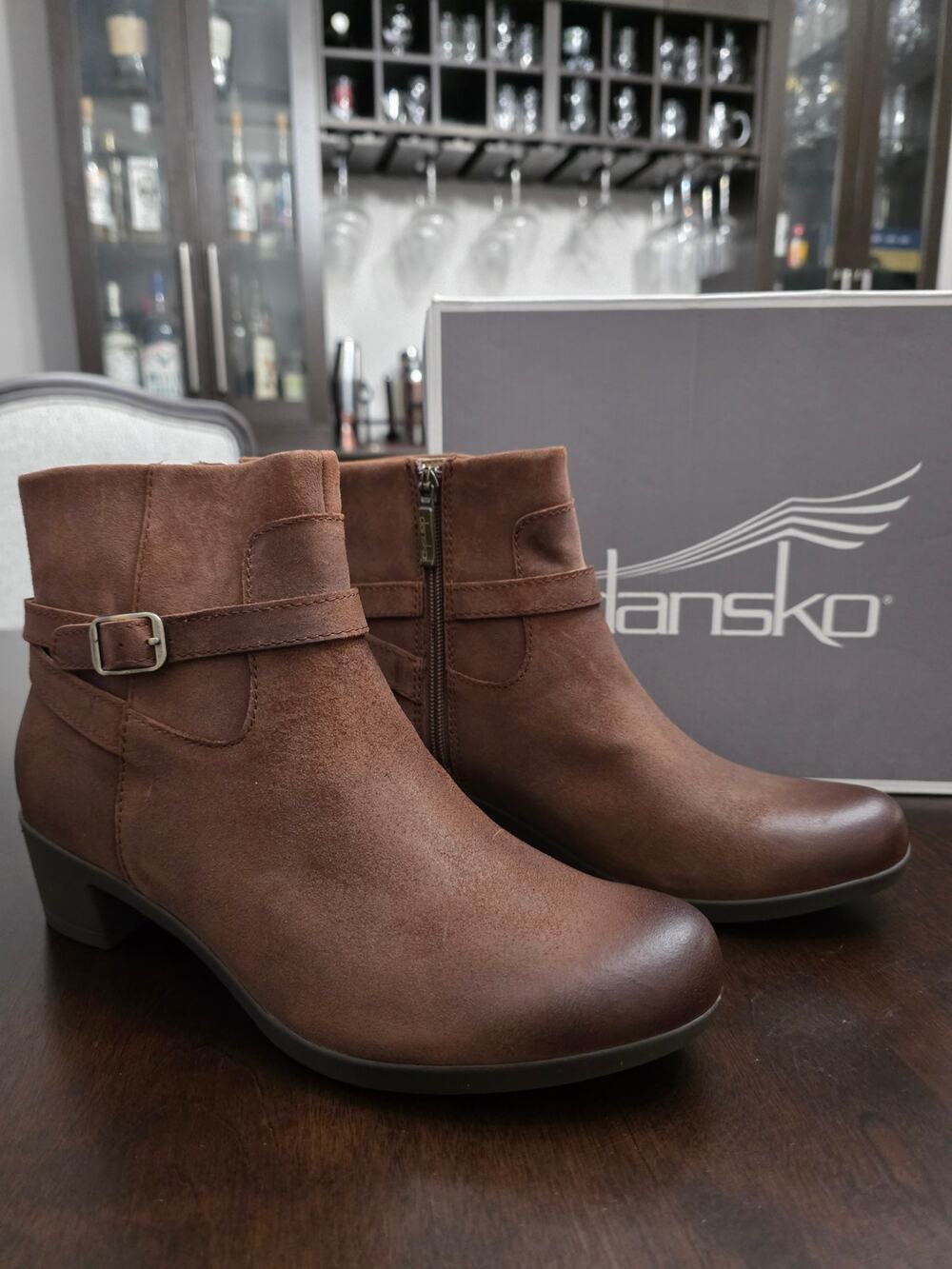 NWT Dansko Cagney Burnished Suede Brown Boot Size EU 41